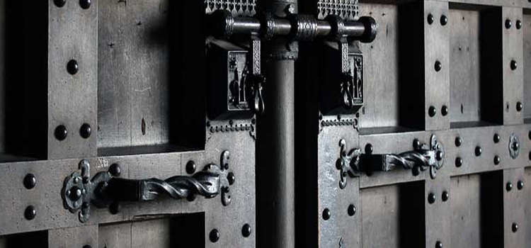 steel entry door repair in Hilmar-Irwin